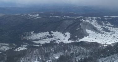 Stire din Eveniment : Ucrainean în pericol de moarte în Munţii Maramureşului. Salvatorii nu au date despre locația bărbatului