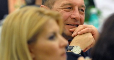 Băsescu: Am semnat pentru cine am încredere