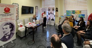 Stire din Cultură-Educație : „Sub bolta geniilor”, eveniment organizat de UDTR, de Ziua Culturii Naționale, la Constanța