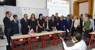 Ziua Limbii Turce, sărbătorită de UDTR cu premii pentru elevi - 2