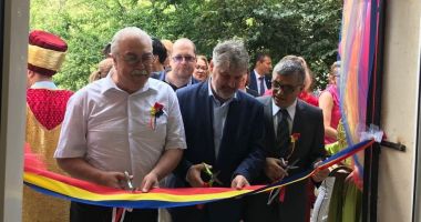Stire din Politică-Administrație : UDTR a inaugurat Centrul de Educație și Cultură Turcă, la Constanța