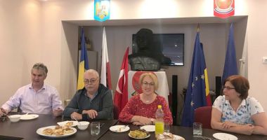 Stire din Politică-Administrație : UDTR a marcat "Așura", primul eveniment religios din luna Muhharem