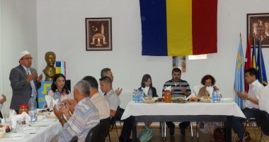 Stire din Politică-Administrație : Diplomați americani în vizită la UDTTMR