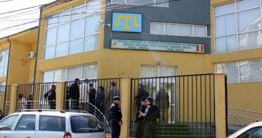 Stire din Politică-Administrație : UDTTMR organizează acțiunea umanitară "Calitate prin Caritate"