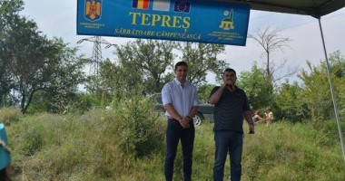 Stire din Politică-Administrație : Galerie FOTO. Tradiția tepreșului, reînviată de UDTTMR la Murfatlar