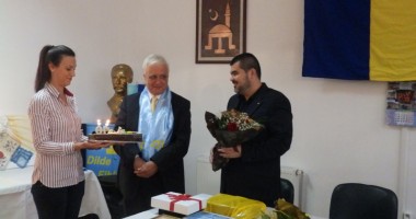 Primul deputat al tătarilor din România, Tasin Gemil, sărbătorit la sediul UDTTMR - 3