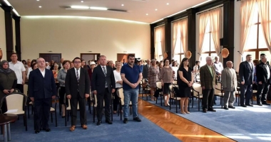 "În ciuda multor zvonuri lansate de unii membri ai comunității, uniunea există în continuare" - 2