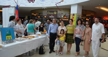 UDTTMR,  prezentă la târgul  de binefacere  "Să dăruim împreună" - 2