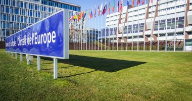 Stire din Actualitate : UE devine observator în cadrul organismului anticorupție al Consiliului Europei