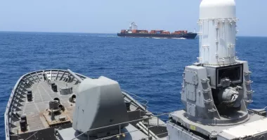 Stire din Actualitate : UE ar putea extinde către Strâmtoarea Ormuz misiunea sa navală din Marea Roșie