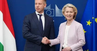 Stire din Actualitate : UE deblochează fonduri de peste 16 miliarde de euro pentru Ungaria