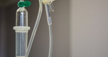 Stire din Eveniment : Femeie în stare gravă după ce a băut dezinfectant de suprafețe și ulei pentru masaj