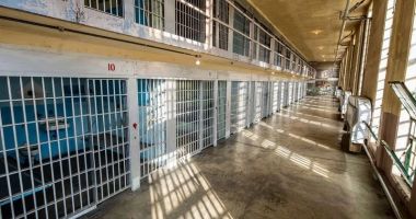Stire din Eveniment : Românul care a ucis două tinere în Italia, atacat cu ulei fierbinte în închisoare de ruda unei victime
