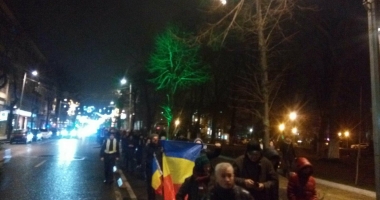 Galerie foto / PROTESTE ȘI LA CONSTANȚA: "PSD, CIUMA ROȘIE!" - 17