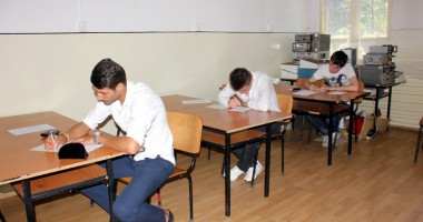 Stire din Cultură-Educație : Bacalaureat 2014/Ultima probă scrisă