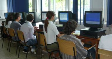 Stire din Cultură-Educație : Bacalaureat 2015. Ultima zi  de evaluare  a competențelor digitale
