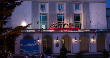 Vreți să vă relaxați? Ultimul weekend cu spectacole în aer liber - 2