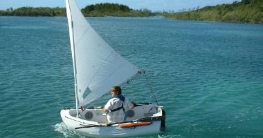 Stire din Cultură-Educație : Universitatea Maritimă din Constanța, gazdă a Campionatului Național Dinghy 2021, organizat de Federația Română de Yachting