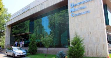 Stire din Cultură-Educație : Surpriză de proporții la UMC! "Da, candidez pentru funcția de rector"