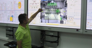 Absolvenții Facultății de Electronică vor primi brevetul de ofițer - 2