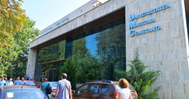 Stire din Cultură-Educație : Cine este  șef de promoție la Universitatea Maritimă