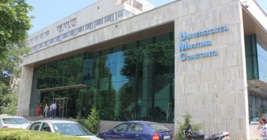 Stire din Cultură-Educație : Cursuri de pregătire la matematică, pentru elevii claselor a XII-a, din Constanța