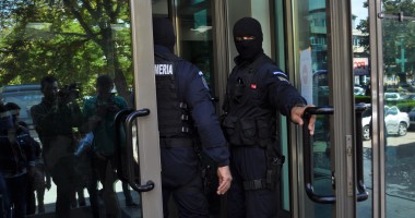 Stire din Eveniment : Profesorul de la UMC, acuzat de fapte de corupție, eliberat din arest