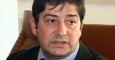Cornel Panait ia apărarea rectorului UMC, Violeta Ciucur - 2