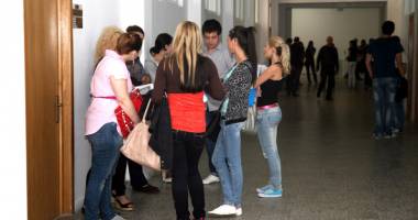 Elevi și studenți, pregătiți pentru piața muncii