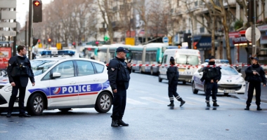 Stire din Actualitate : Un bărbat care a amenințat cu uciderea lui Macron, încarcerat