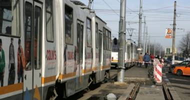 Stire din Eveniment : Un bărbat a murit după ce a fost călcat de tramvai în centrul Capitalei