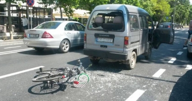 Biciclist rănit într-un accident pe bulevardul Tomis