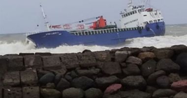 Un cargou cu ciment a fost abandonat de echipaj