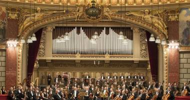 Stire din Cultură-Educație : Un constantean, in deschiderea Festivalului Internațional de Muzică