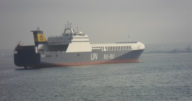 Stire din Economie : 77 de nave și-au anunțat sosirea în porturile românești