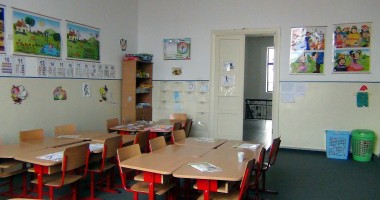 Stire din Cultură-Educație : Unde ne înscriem copilul la clasa pregătitoare