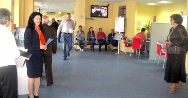 Stire din Social : Unde puteți să plătiți curentul electric, fără să stați la coadă