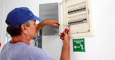 Unde se oprește curentul electric