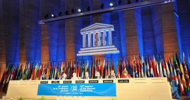 Stire din Actualitate : Statele Unite se retrag din UNESCO