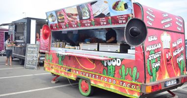 Un festival al aromelor și gusturilor internaționale: Summer Street Gourmet - 11