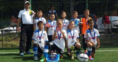Stire din Sport : Un fotbalist al Academiei Hagi, cel mai bun de la Turneul Campionilor