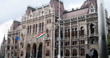 Stire din Actualitate : Împrumutul de la FMI nu va depăși  20 miliarde de euro în cazul Ungariei