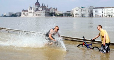 Stire din Actualitate : Nivel record al Dunării la Budapesta