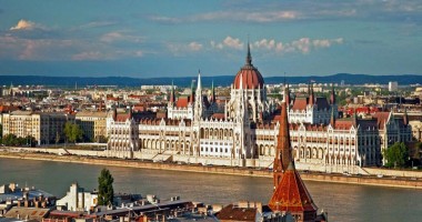 Stire din Actualitate : Ungaria a scăpat  de FMI. Și-a achitat tot împrumutul
