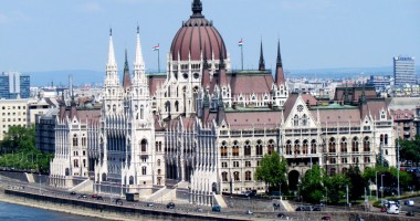 Stire din Actualitate : Ungaria a rambursat anticipat creditul acordat  de FMI în 2008