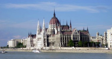 Stire din Actualitate : Plățile suspendate către Ungaria vor începe în câteva zile
