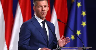 Stire din Actualitate : Ungaria: Peter Magyar mută biroul prim-ministrului într-o clădire de lângă parlament