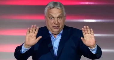 Stire din Actualitate : Ungaria: Viktor Orban renunță la mandatul de parlamentar