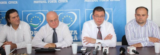 Stire din Politică-Administrație : Ungureanu și-a instruit echipa de la Constanța pentru parlamentare