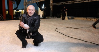 Stire din Cultură-Educație : De ce a plâns directorul Casei de Cultură Constanța